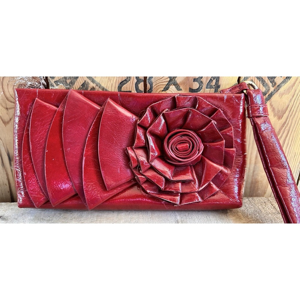 Big Buddha Wristlet Clutch Purse Formal Shiny Patent Red Leather - Picture 5 of 6